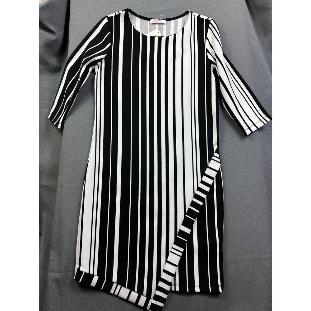 Renee C Women Striped Shift Dress Black White 3/4 Sleeve Asymmetrical Hem Small